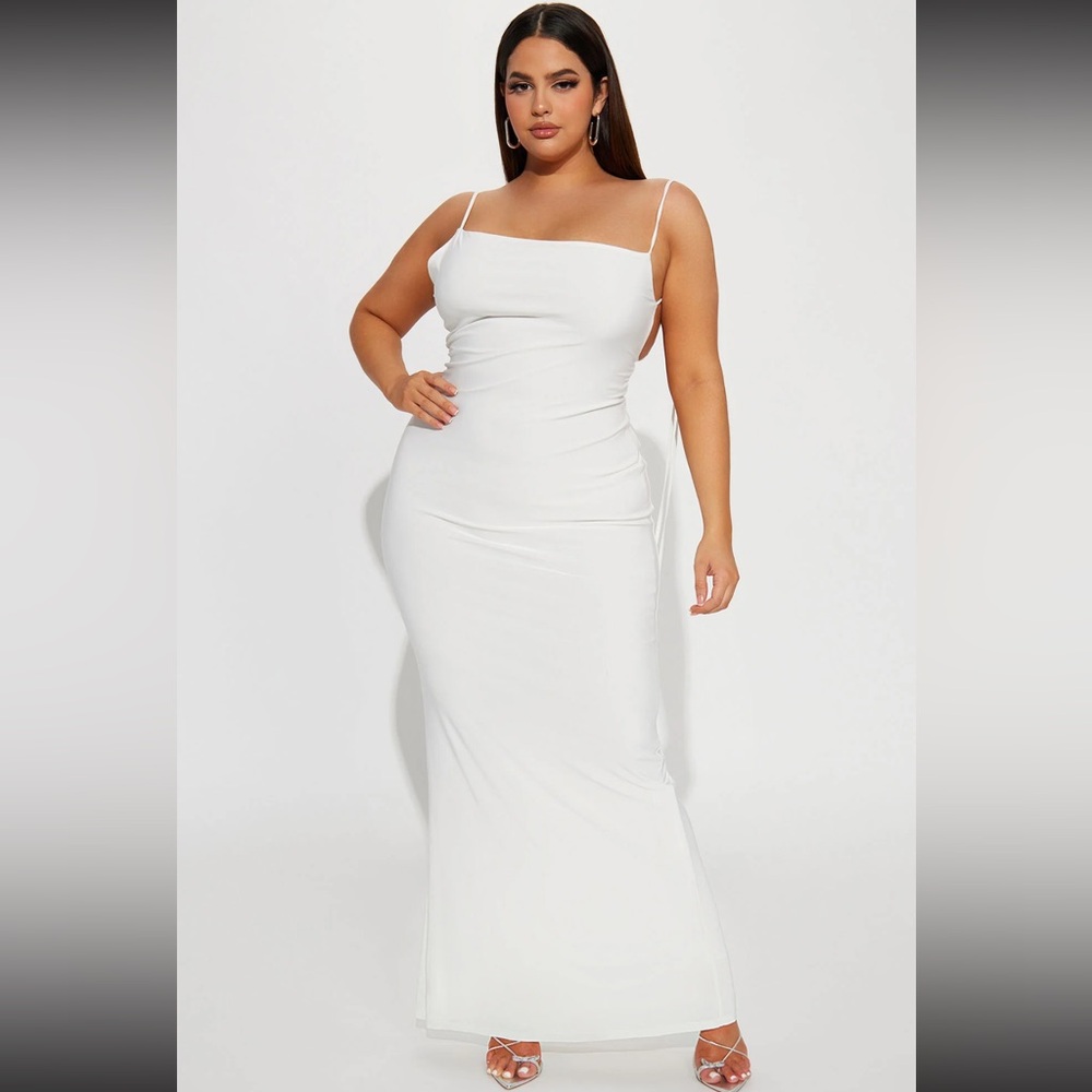 Elegant White Maxi Dress